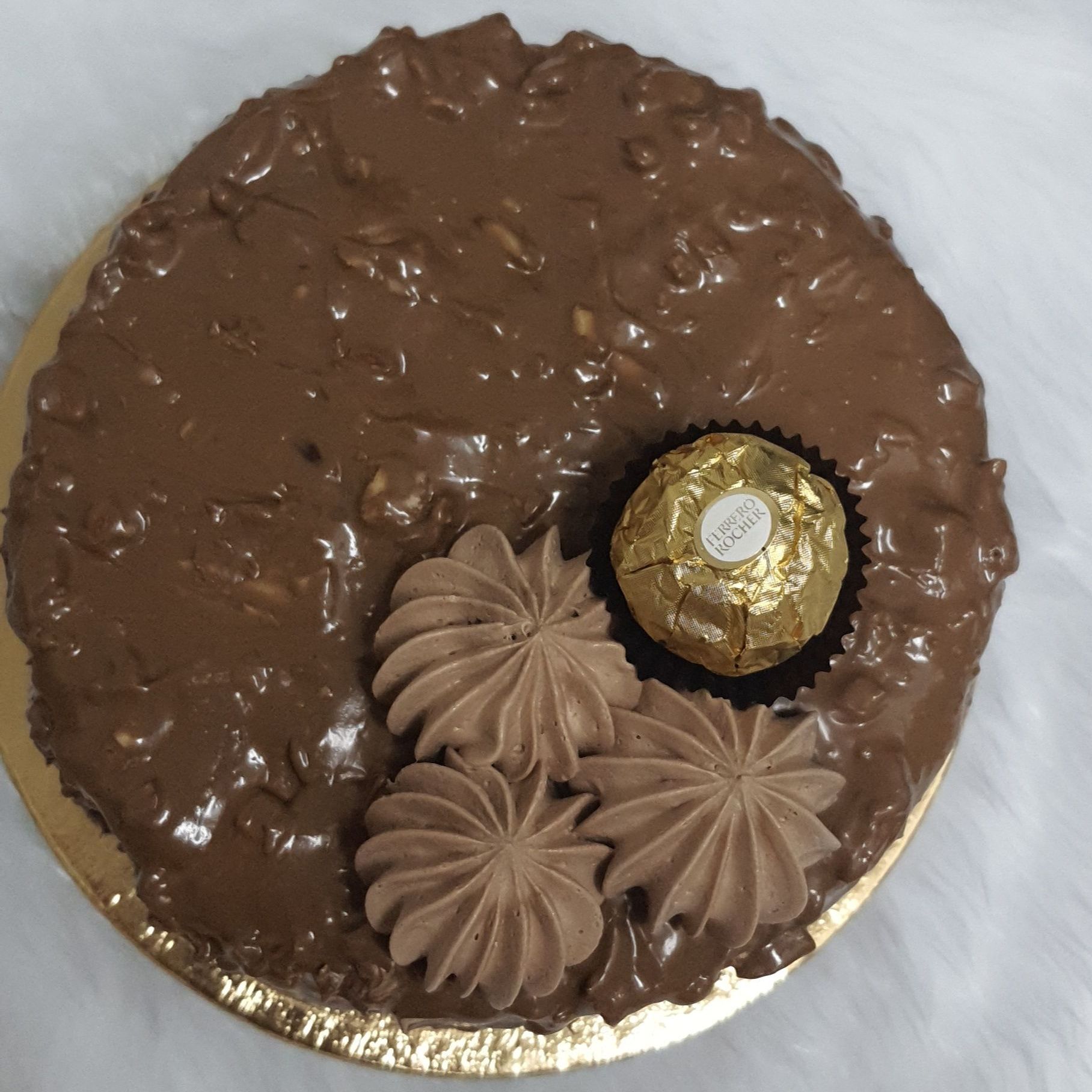 كيكة فريرو روشيه..