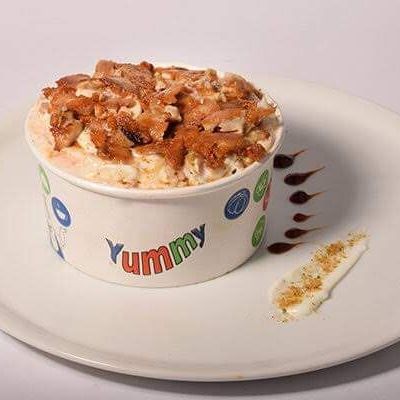 فتة شاورما فراخ او لحمة لو كبدة اسكندراني مع مخلل و صوص