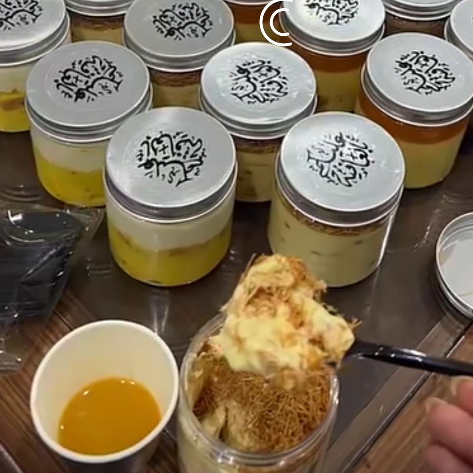 حلا الكاسات بالشعرية بنكهات مختلفة