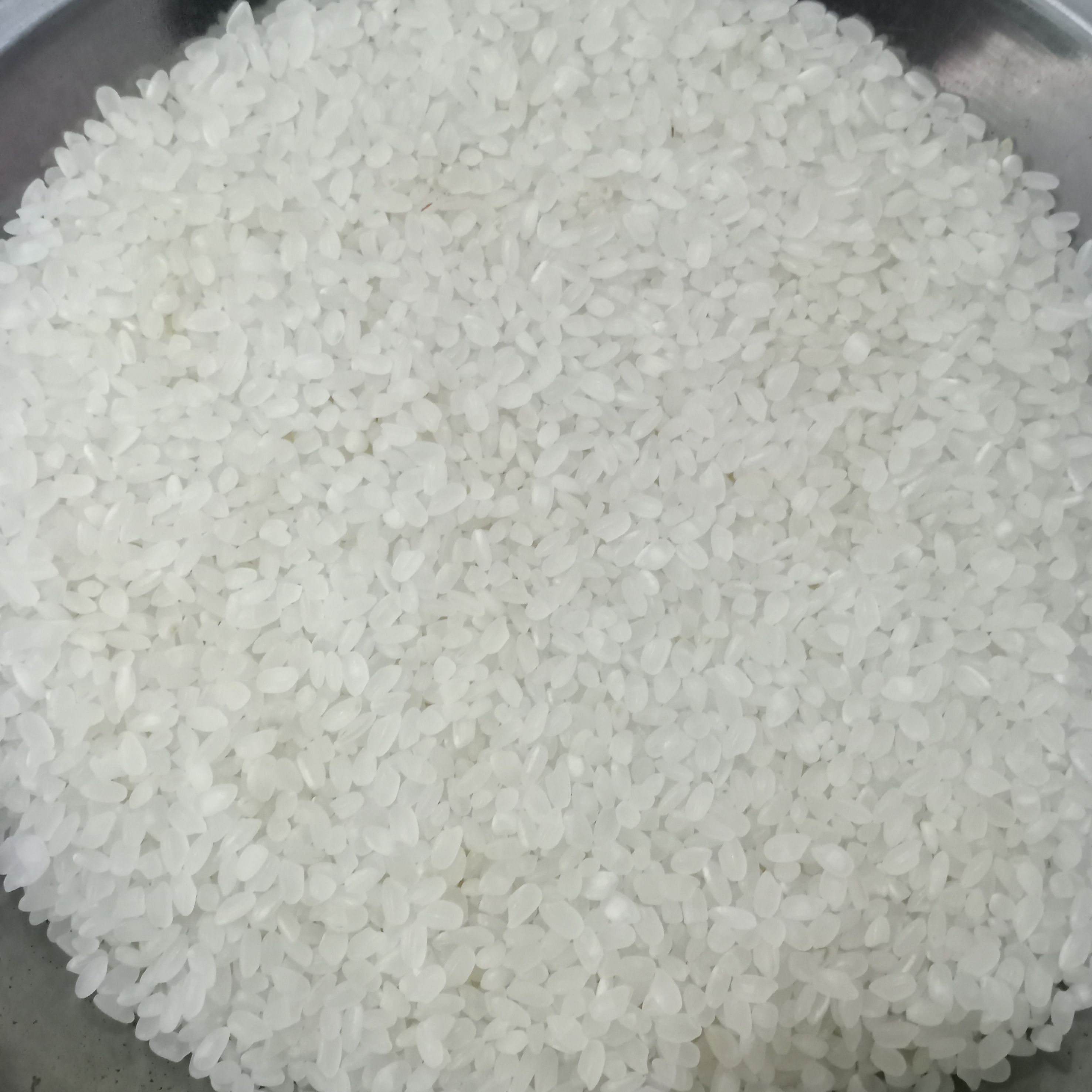 أرز بلدى درجه اولى حبابه عريضه ومزيته