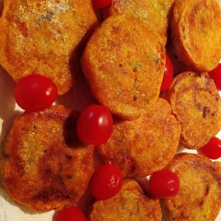 معقودة