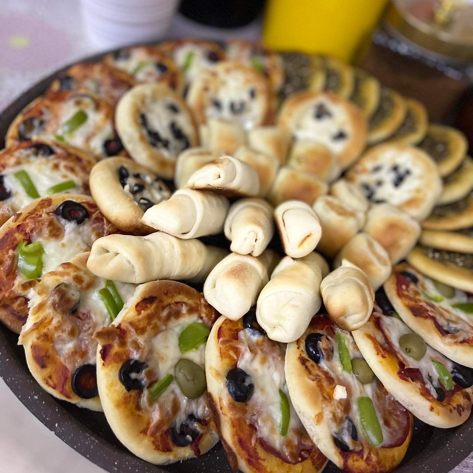 فطاير مني منوعة🥟🤍.