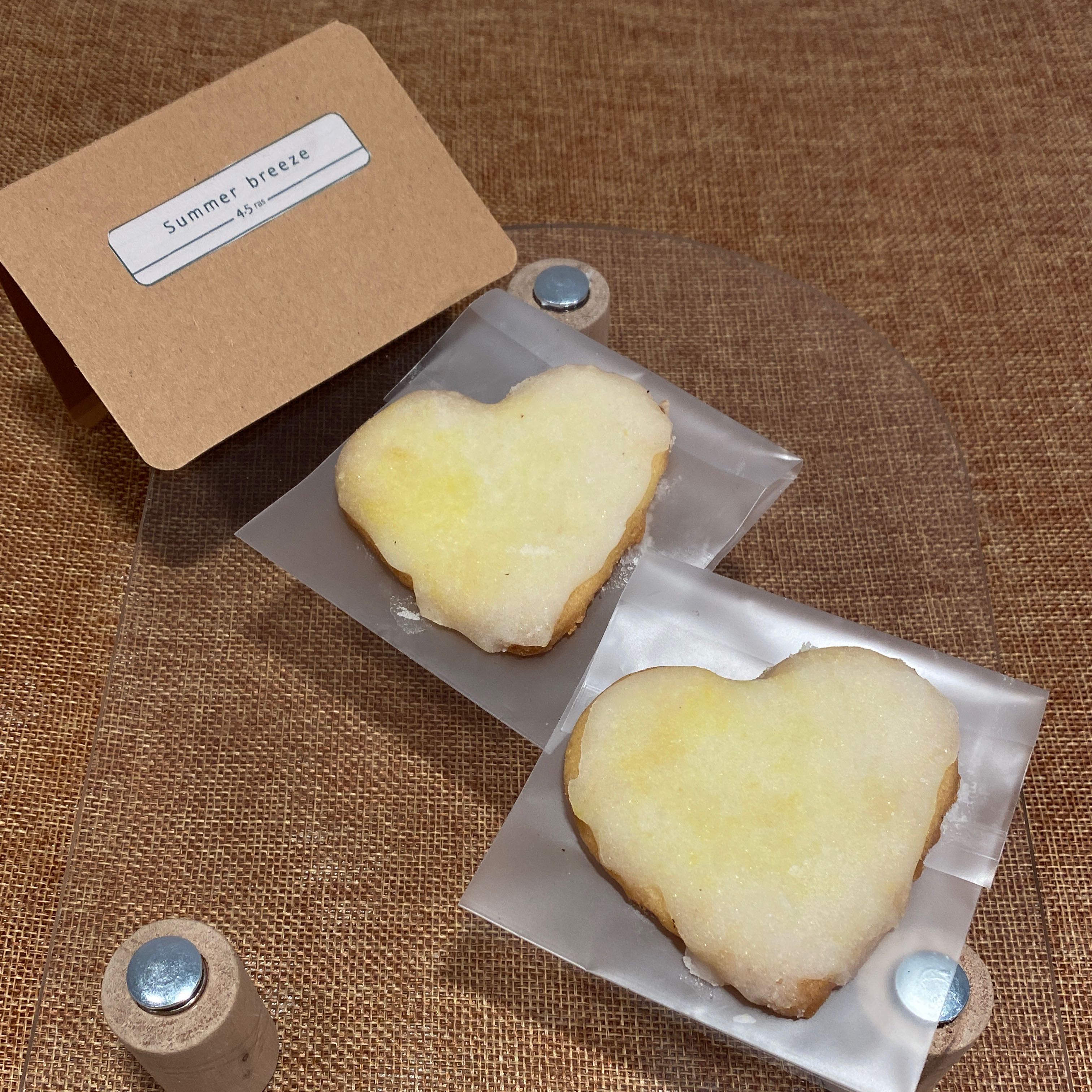 summer breeze 
for all the lemonade heads out here we mastered a special flavorful lemon cookie with lemonade glaze 
a bit that hits like the beautiful summer breeze
