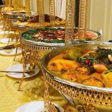 الطلب قبلها بيوم او يومين