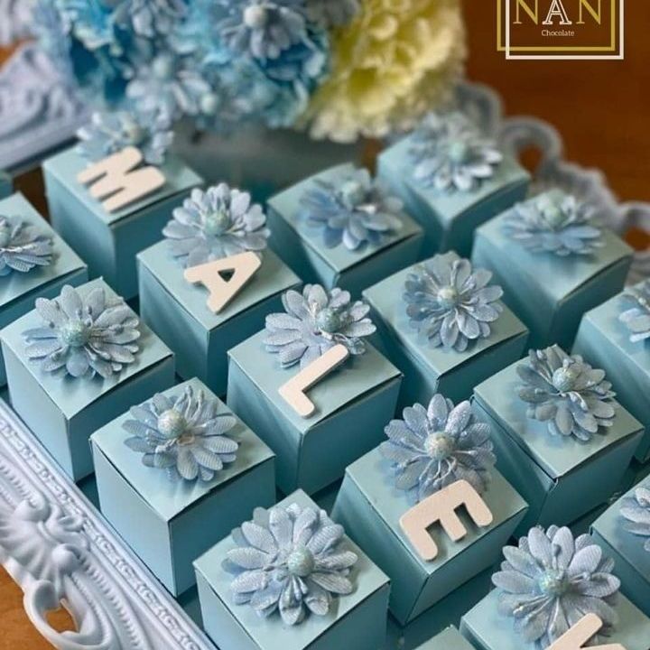 توزيعات مواليد بنات واولاد