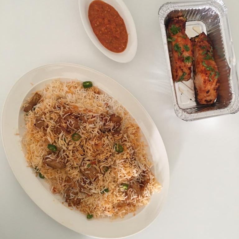 ارز ابيض مع سمك السالمون وفلفل حار
صيادية سمك مع فلفل حار