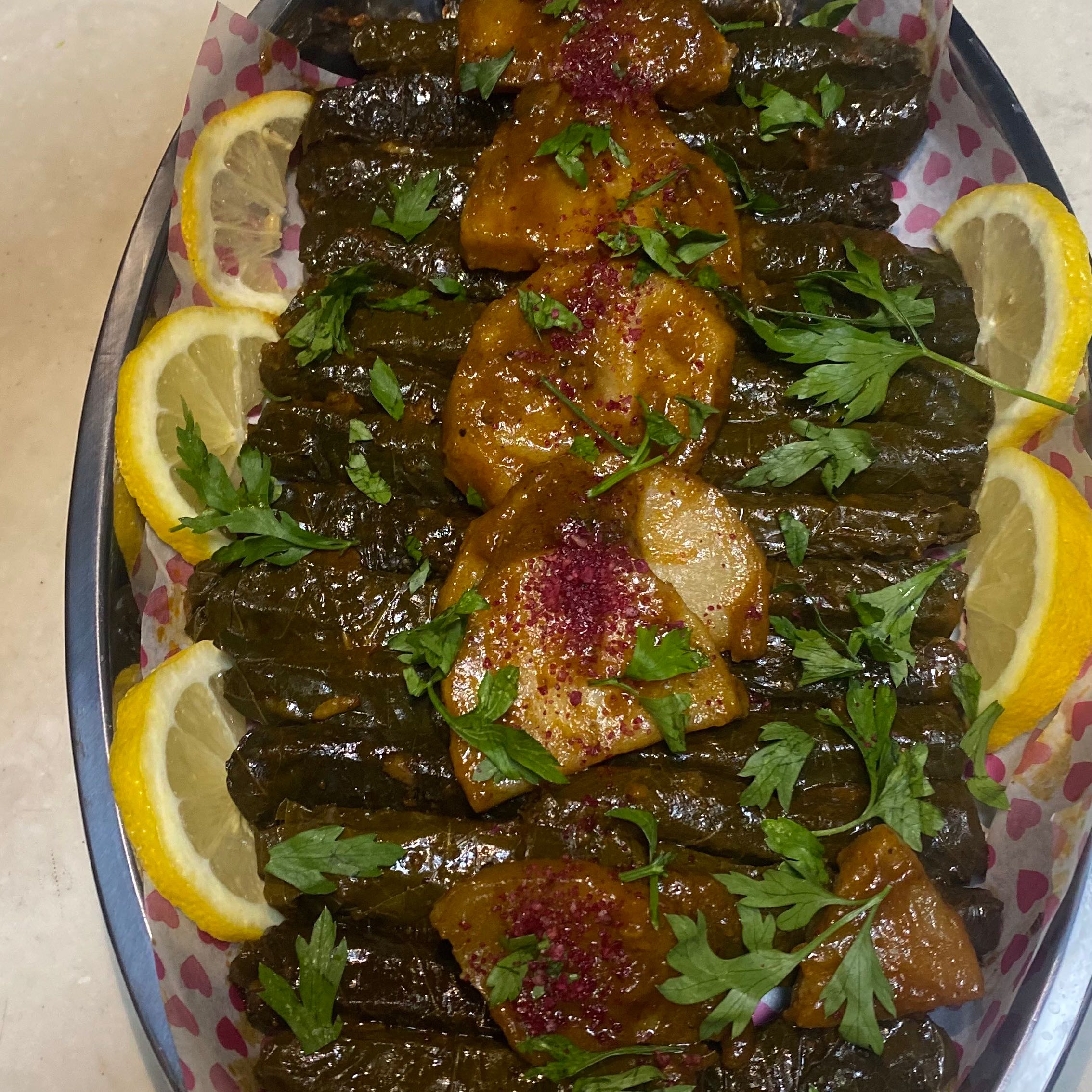 ورق عنب ب 48 ريال 31 حبه