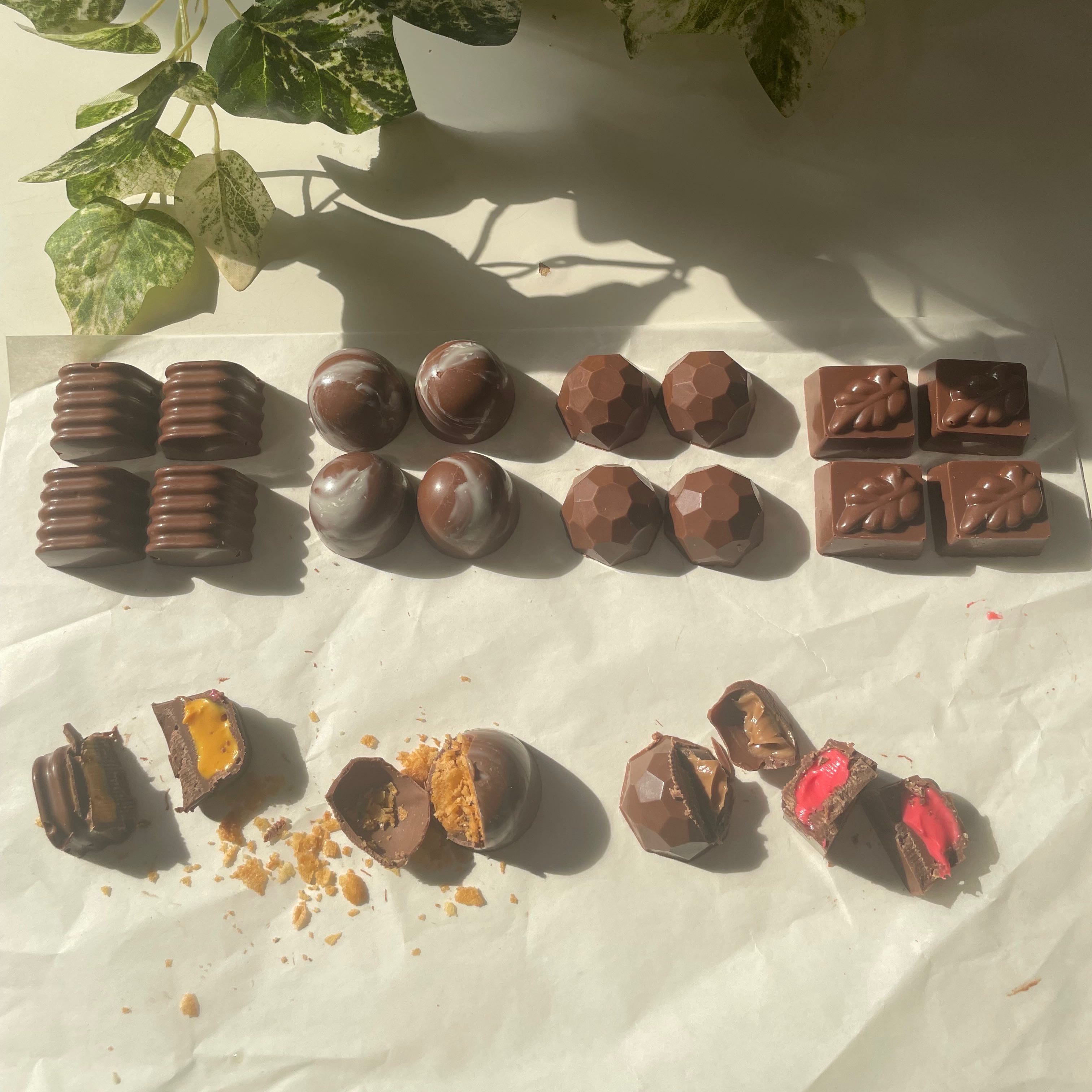 شوكليت بعدة حشوات حسب الطلب