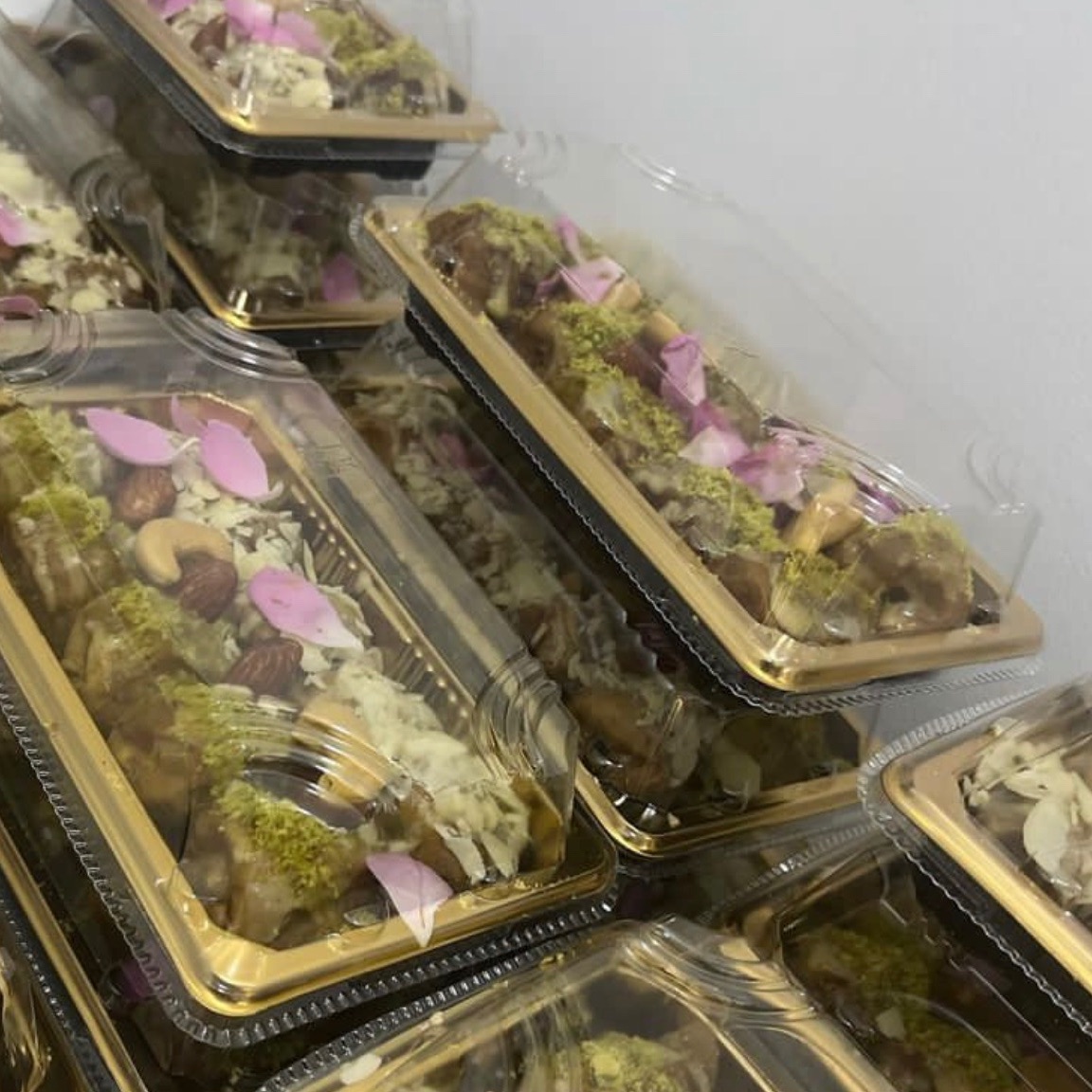 تمر محشي ميني