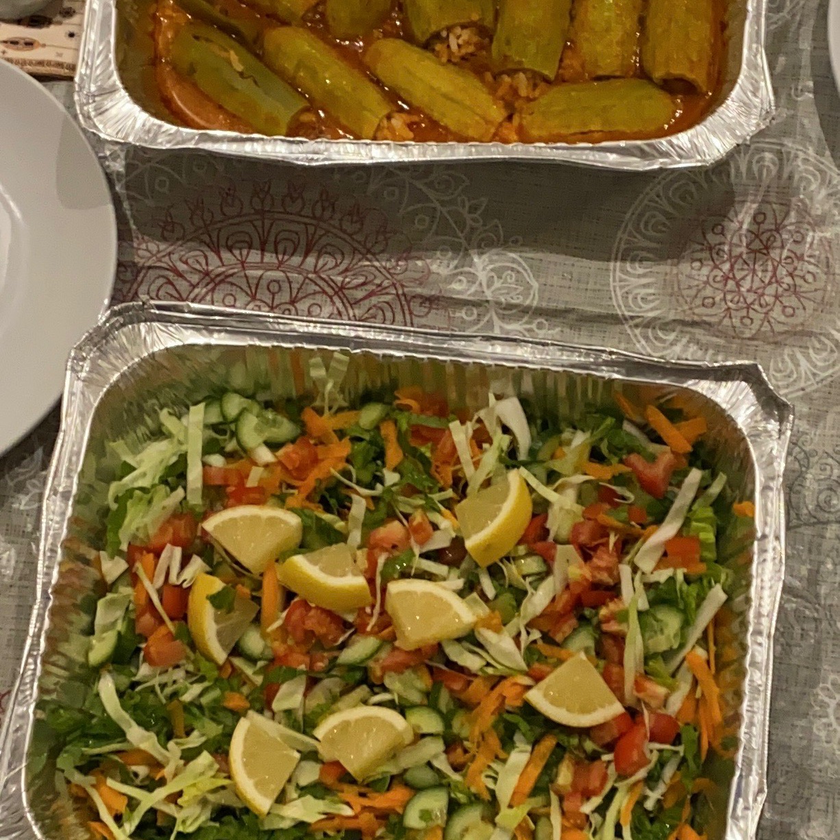 نقدم سلطات ومحاشي