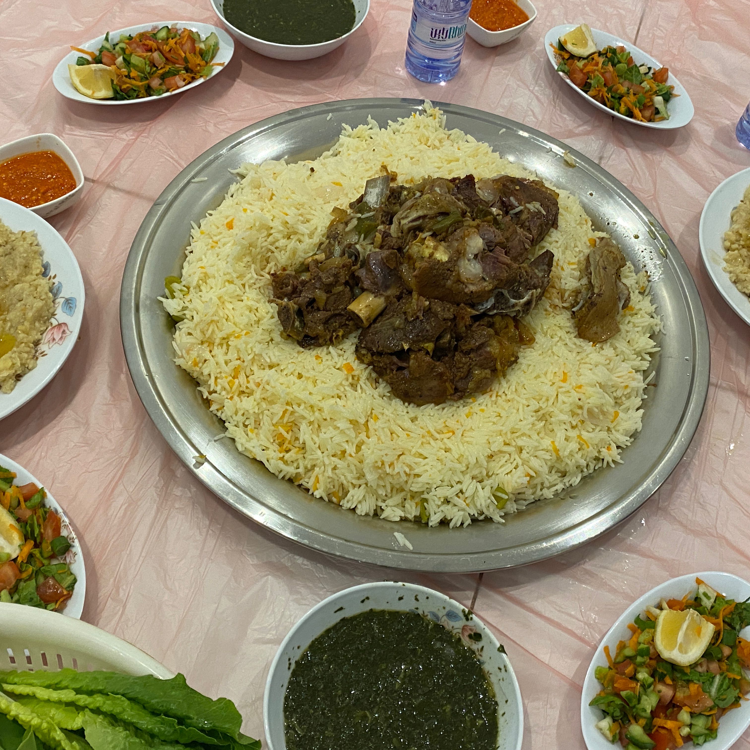 حنيذ لحم +ملوخيه