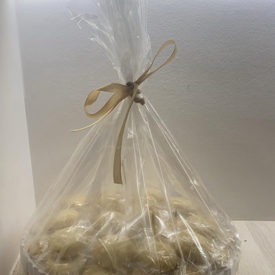 معمول الجوري صنع بحب مغلف بالحبه للحفاظ على الطعم