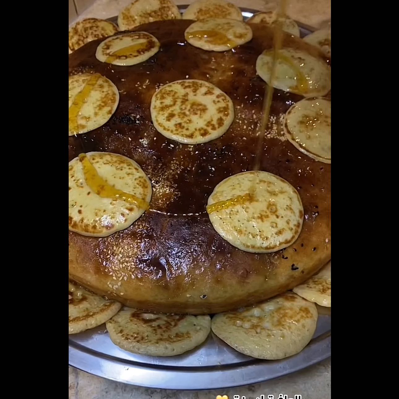 خبزة ام عبدالرحمن بالسمن والعسل والمصابيب
الكبير : ١٠٠
الوسط : ٨٠
الصغير : ٦٥
الاضفات :
سمن عسل : ٣٠ ريال
مصابيب : ريالين للحبة