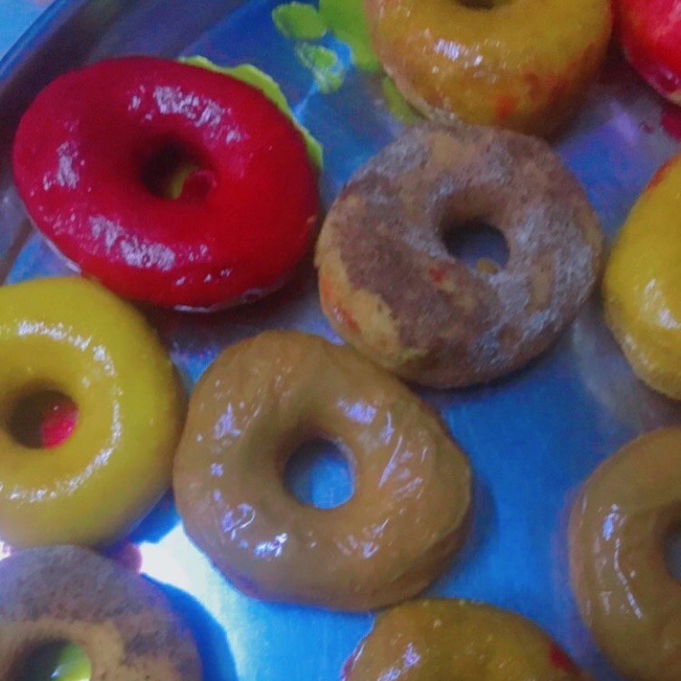 دونات حسب اللون طلباكم