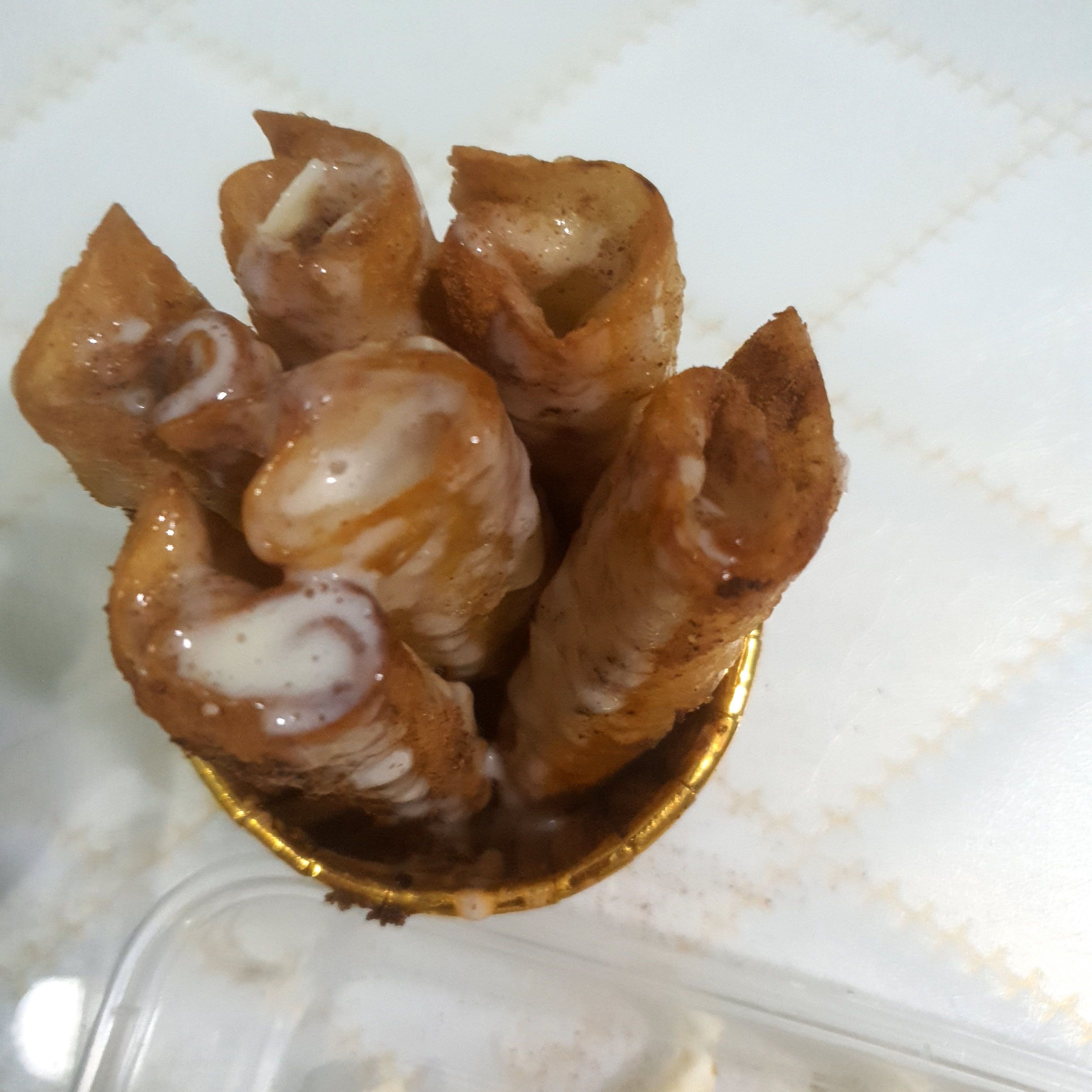 اصابع العروسه محشي جبن ومغرق صوص ٣ حبات بريالين