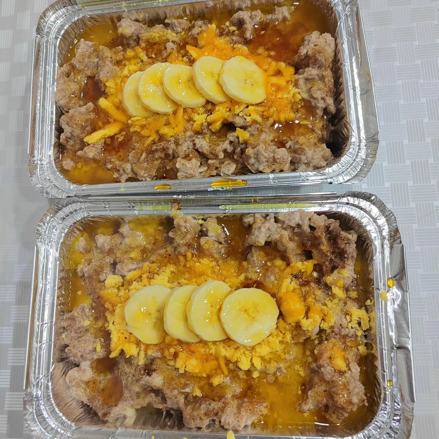 معصوب بالبر والموز والسمن القشطه والجبن والعسل