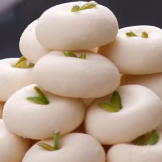 غريبه