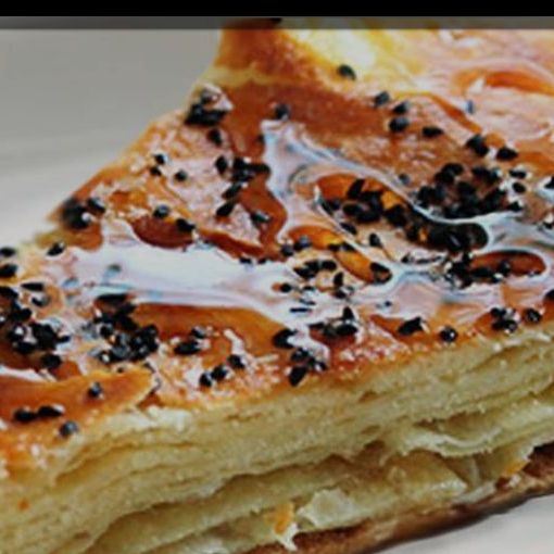 بنت صحن يمنه صنعت بكل حب