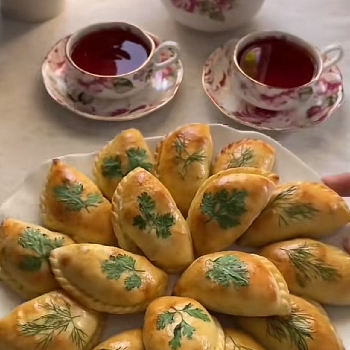 فطاير  بحشوه اللي حابه  زبونتنا👄