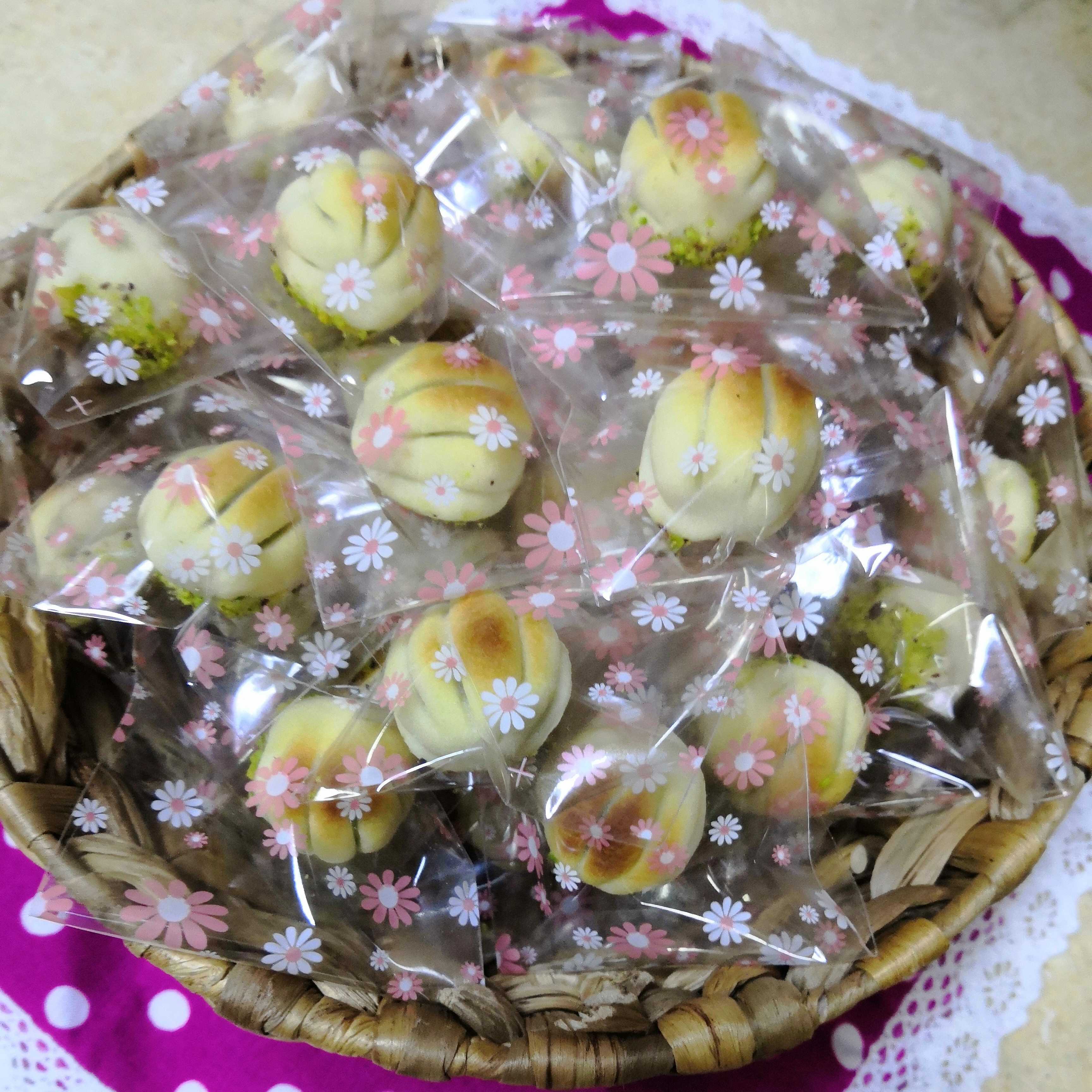 معمول مني مغلف بالحبه