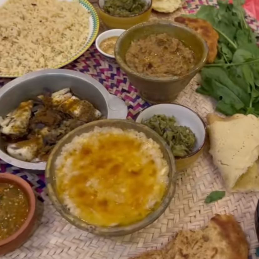 مرسه سمك مكشن حيسيه خمير بامية ملوخيه قرص خمير ملوخيه حبله لحوح