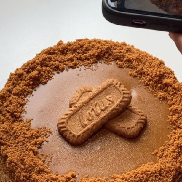 تشيز كيك اللوتس من الذ الوصفات الي عليها طلب عندنا🤩