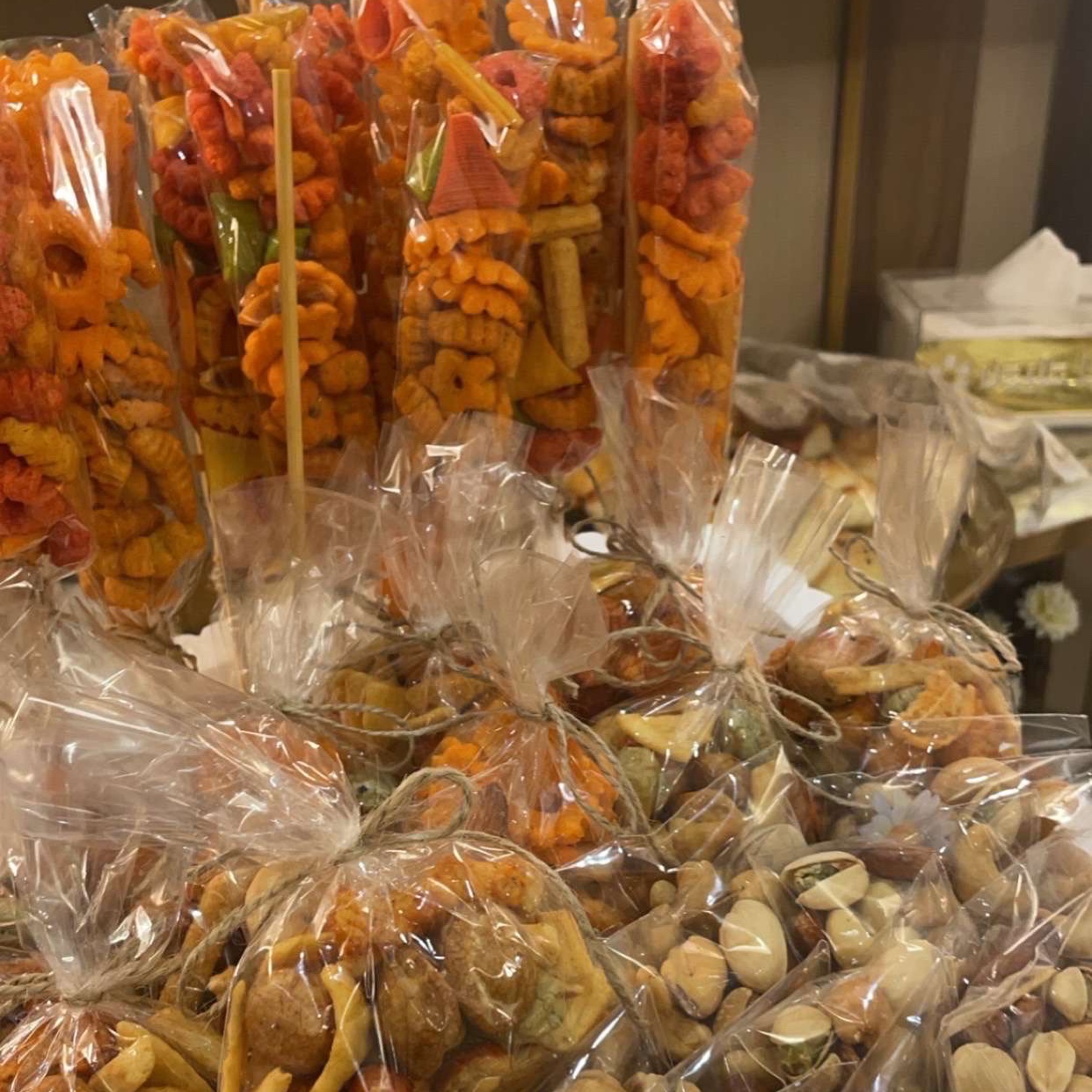 مكسرات وقراميش