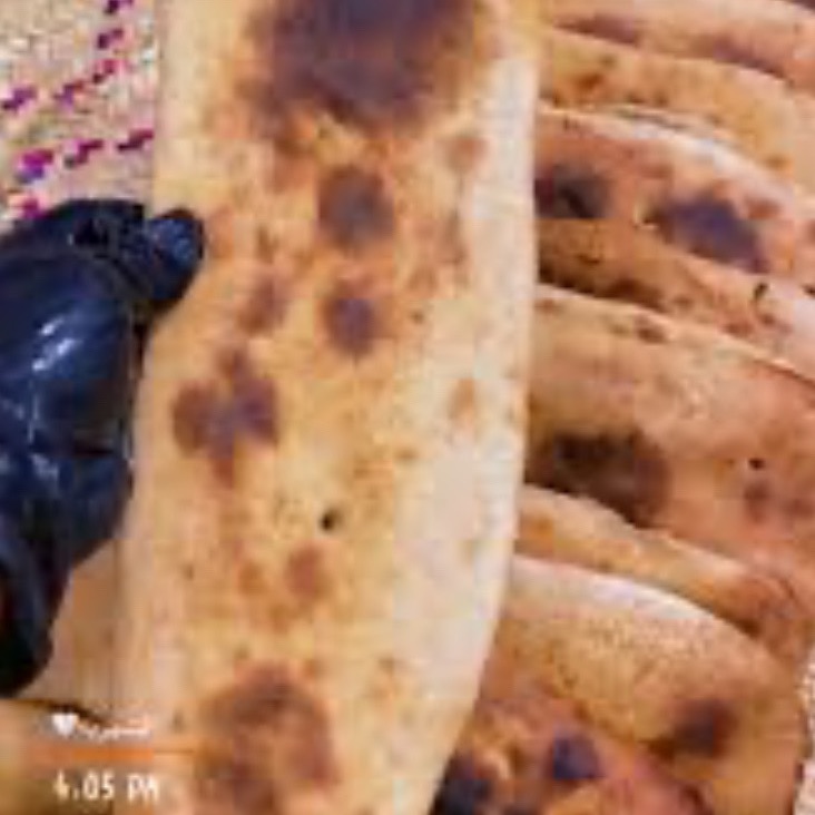 خبز تنور  ابيض وبر ممتاز على حسب الطلب