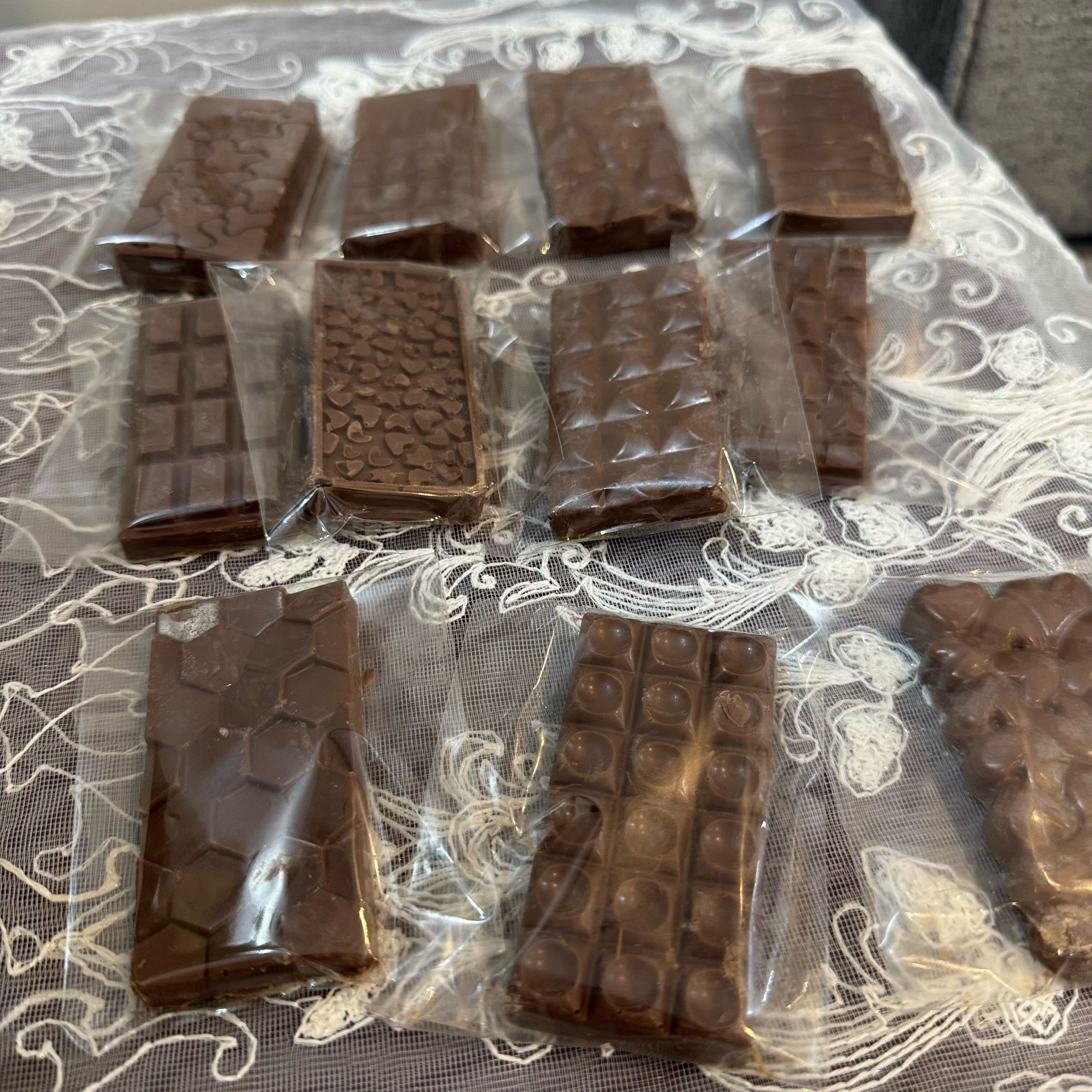 شوكلاته دبي بار صغير ب٧ريال