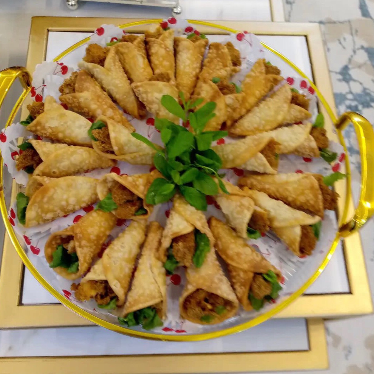 اقماع مقليه بحشوة دجاج