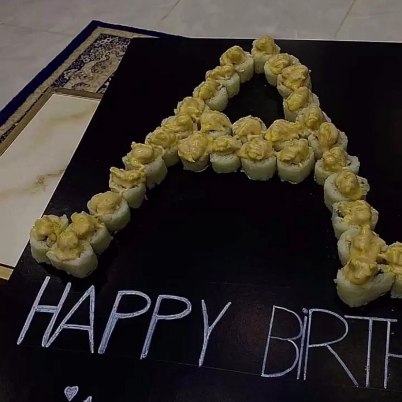 لوحات السوشي 
ارقام او حروف