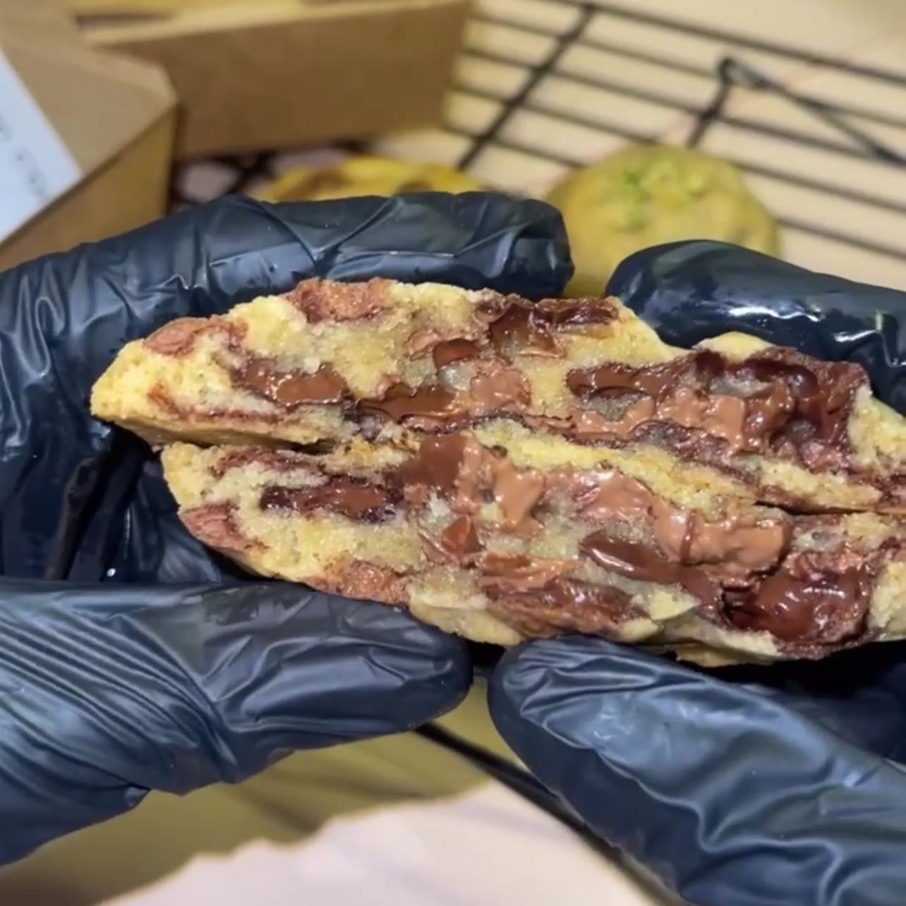 كوكيز دبل شكوليت يذوب😋😋