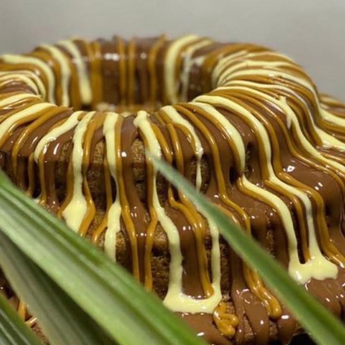 كيكة الشلالمع الشوكولاته واللوتس