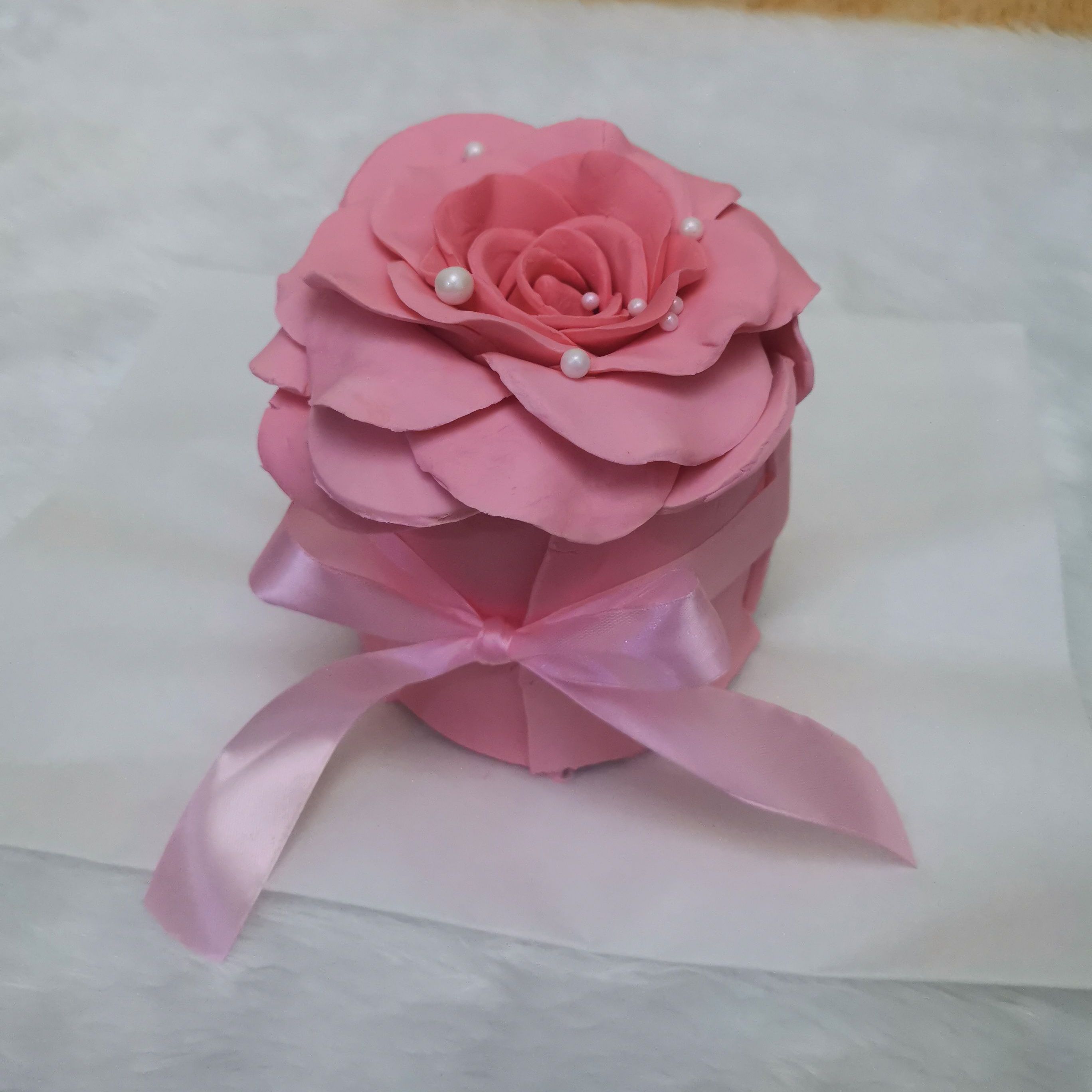 كيك ٤ إنش طبقتين كيك مع حشو على حسب الطلب تكفي ٢_٣ أشخاص