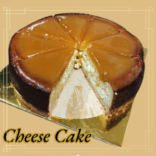 تشيز كيك.  بالتوفي او بالتوت حسب الطلب