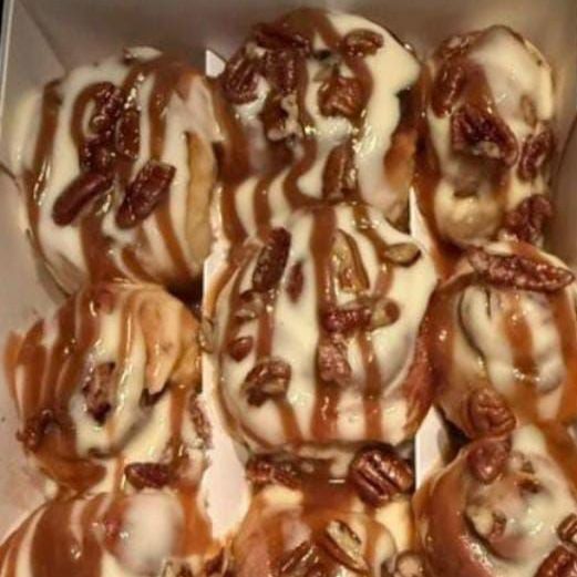 سينابون 
لذيذ .. هش .. خفيف 
يحتوي البوكس 12 حبه سينابون