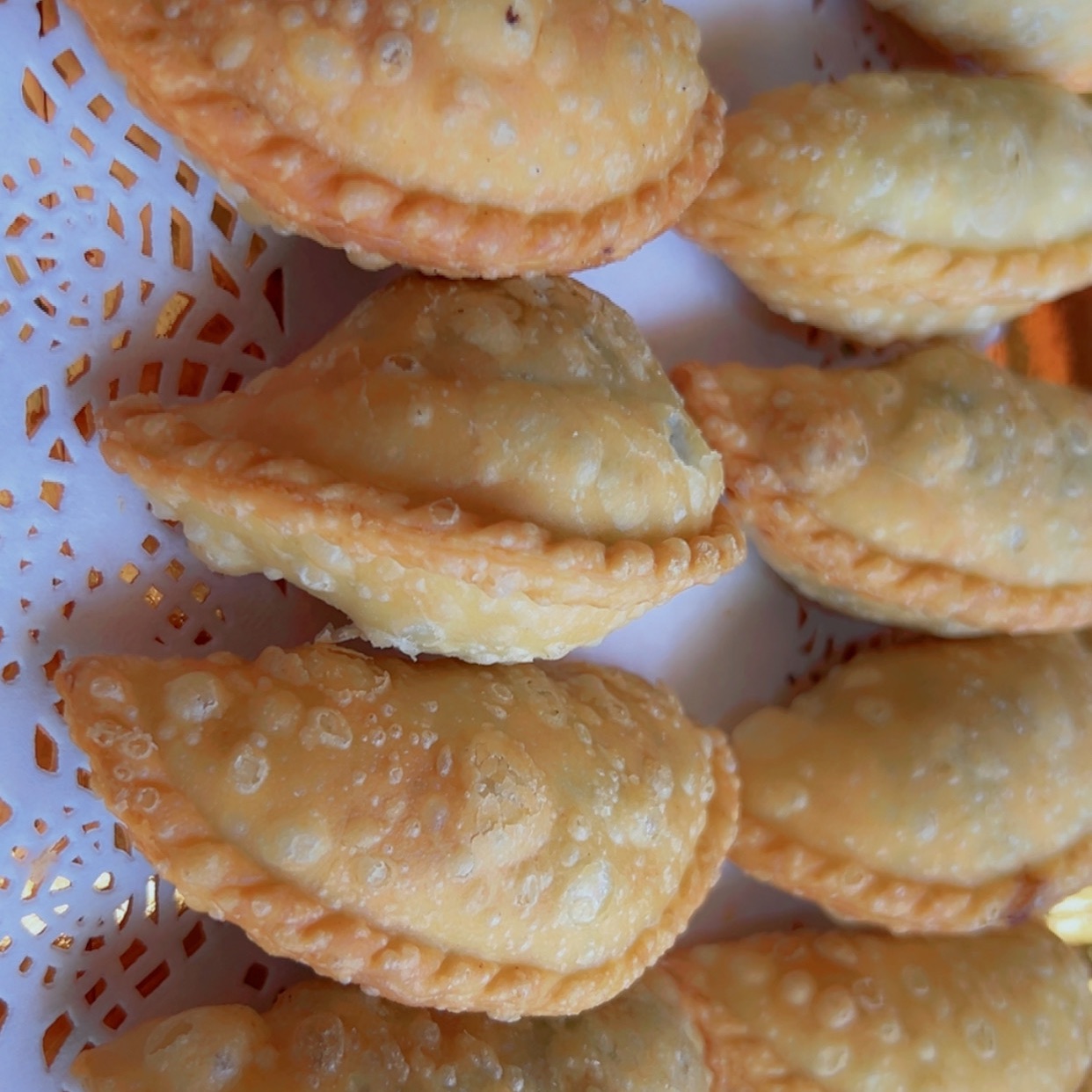 سمبوسة بف دجاج