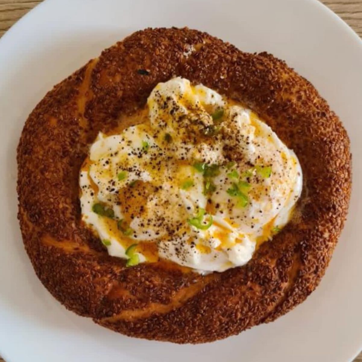 مرفق الوصف في الصورة الأولى