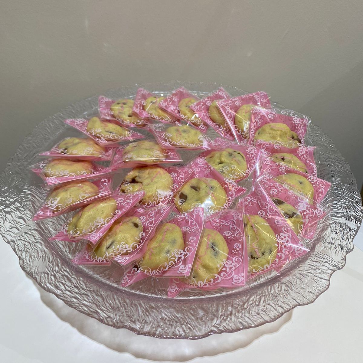 كوكيز بكل انواعه(كلاسيك؛ردفلفت؛اوريو؛
سينابون كوكيز؛كوكيز التوت) الحشوه شوكلت بلجيكي