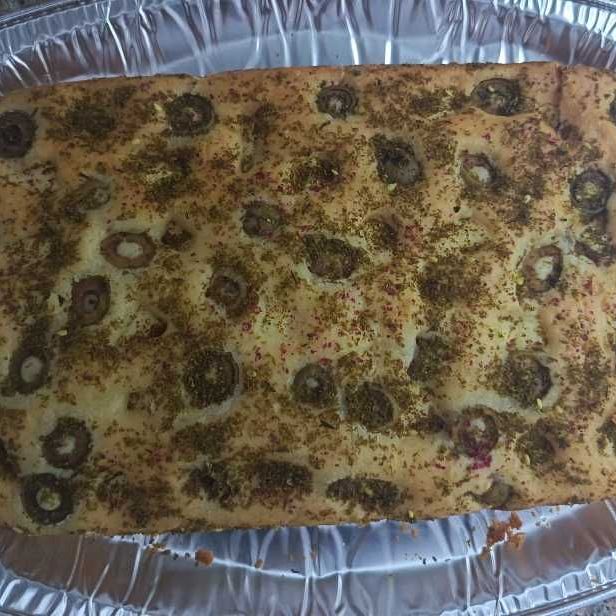 كيكة الزعتروالجبن والزيتون