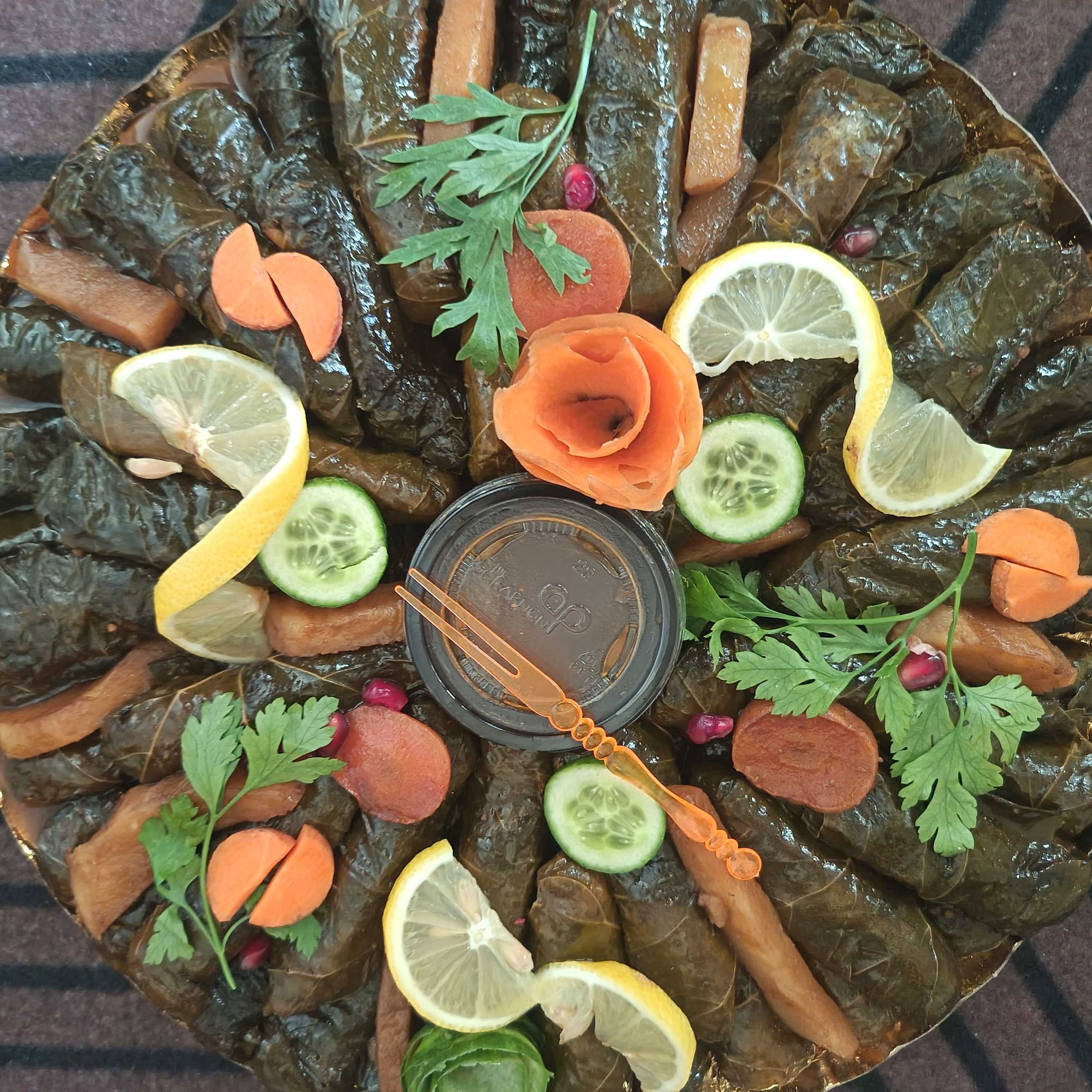 ورق عنب الحبه 2ريال اقل طلب 50حبه