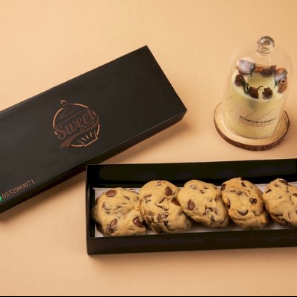 كوكيز  ناعم  من الداخل وهش من الخارج غني بالشكلاته الفاخره 

الطلب قبل ب ساعتين