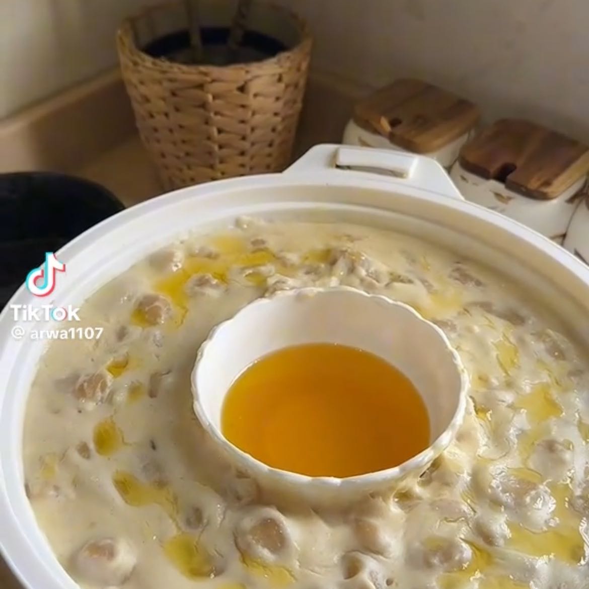 تصابيع جنوبيه بالحليب
والرظيفه