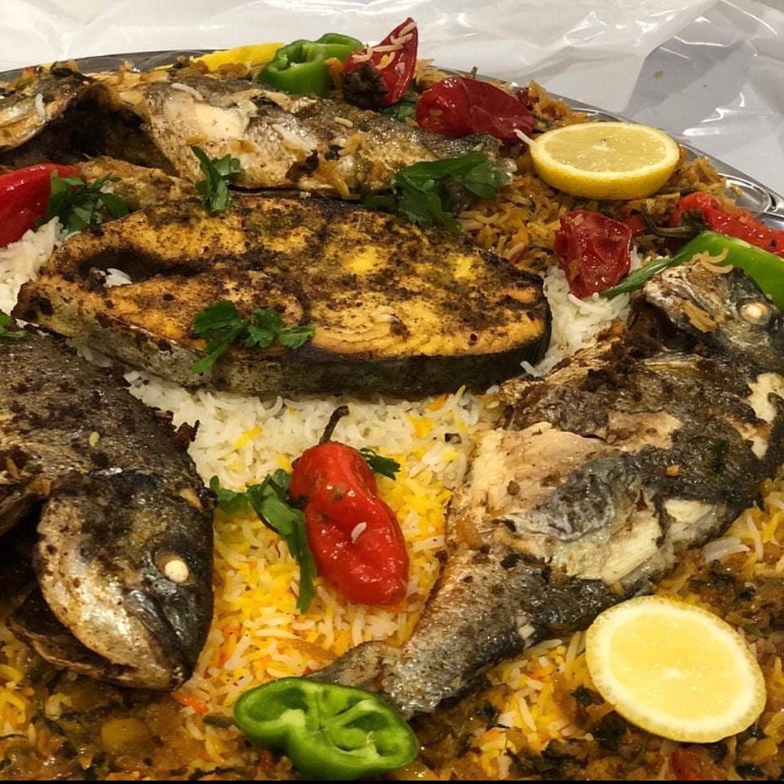 رز بسمك ثلاث انواع سمك وثلاث انواع رز