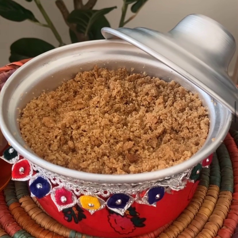 قرص مفروك 
حجم كبير 80 ريال 
حجم وسط 60 ريال 
حجم صغير 40 ريال