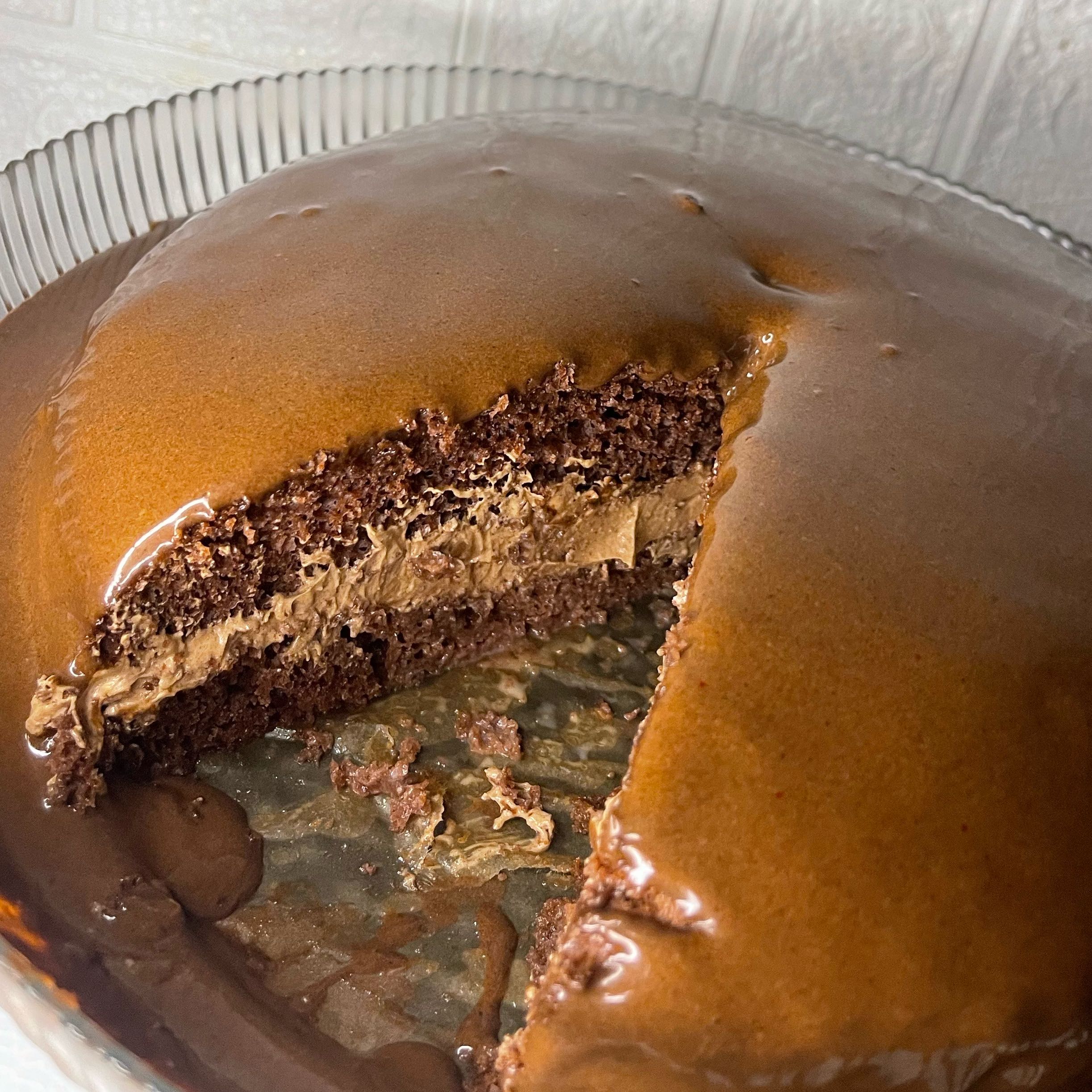 كيك شوكلاته محشيه من الداخل