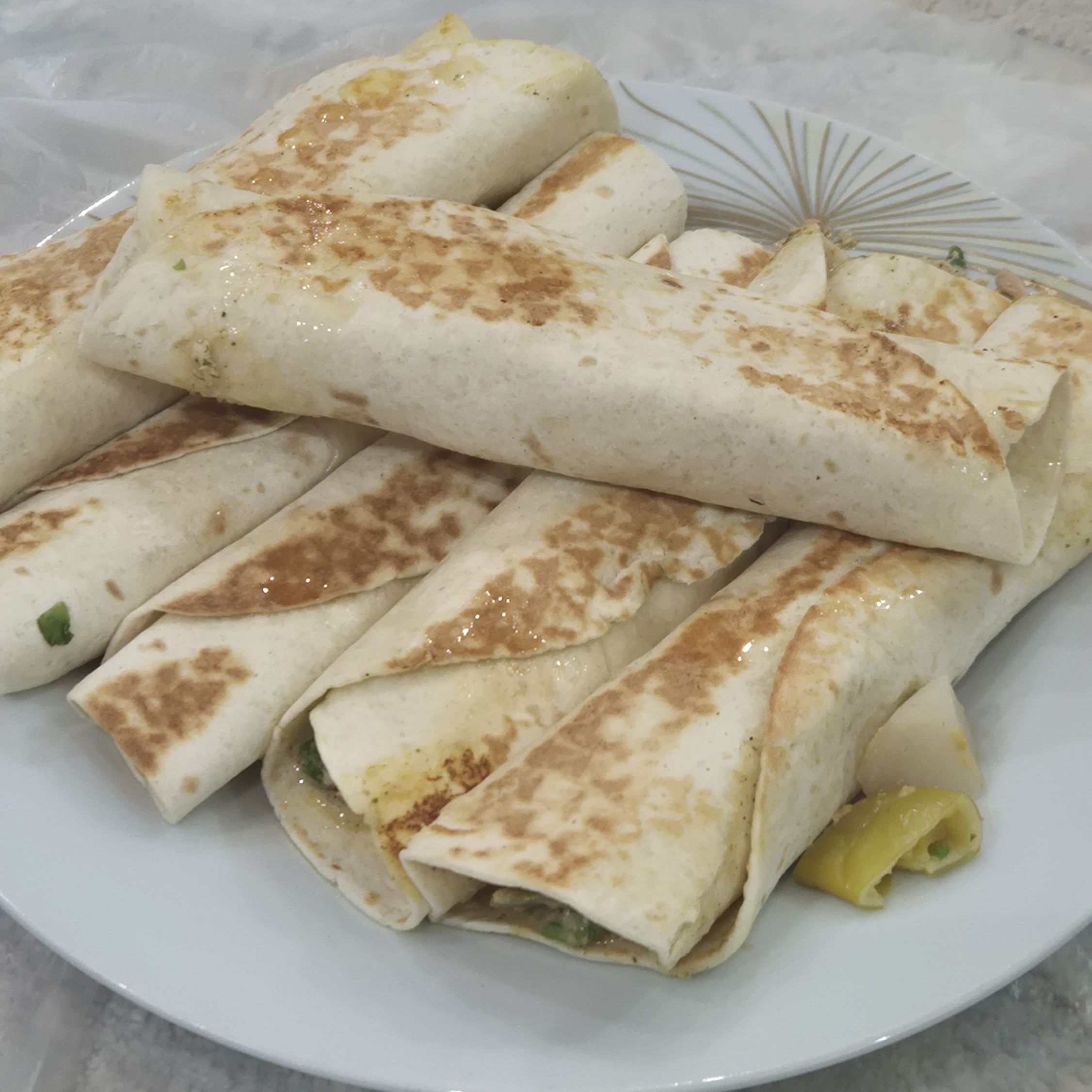 ساندويتشات تورتيلا بالدجاج