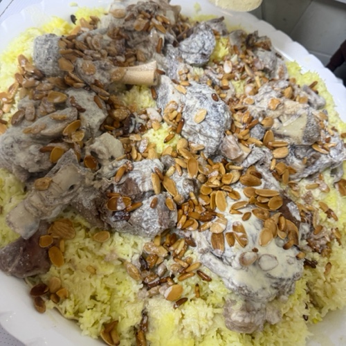 منسف باللحم النعيمي البلدي وجميد اردني