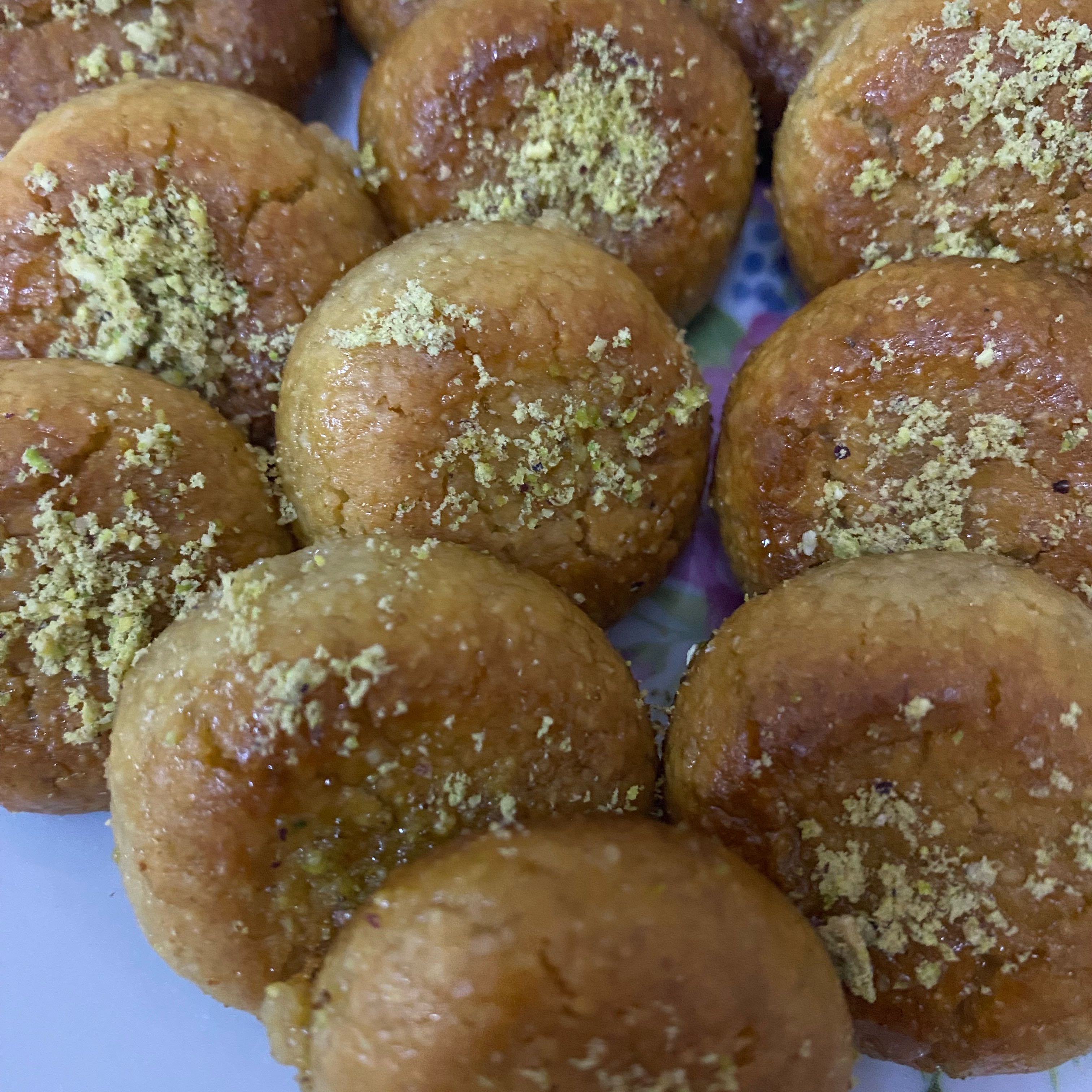 السلام عليكم ورحمة الله وبركاته عين المها بالفستق