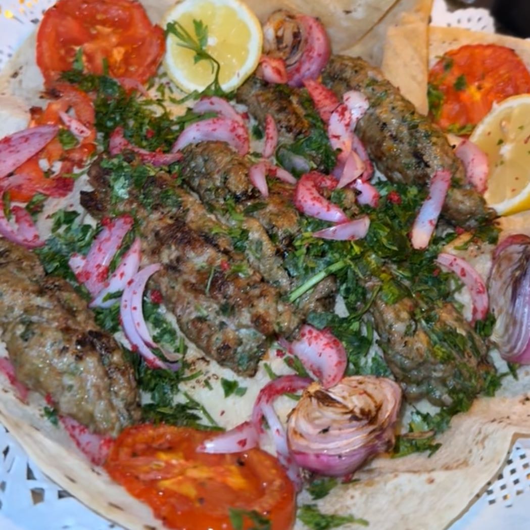 كباب لحم مشوي